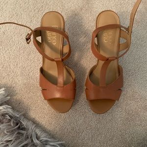 Franco Sarto wedges